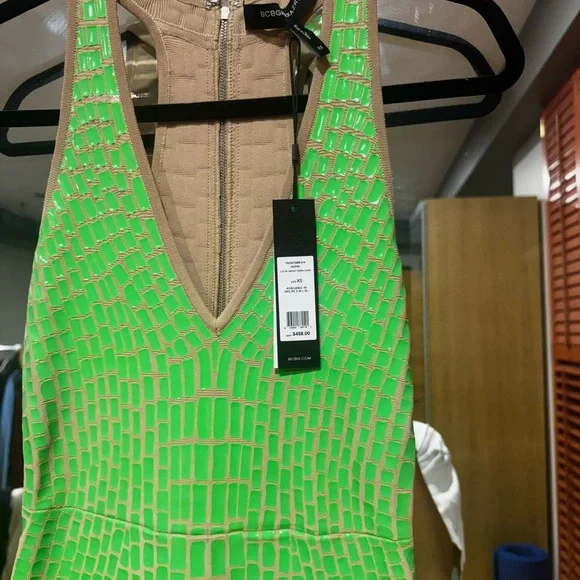 BCBGMaxAzria Neon Green Backless Dress - Picture 2 of 3